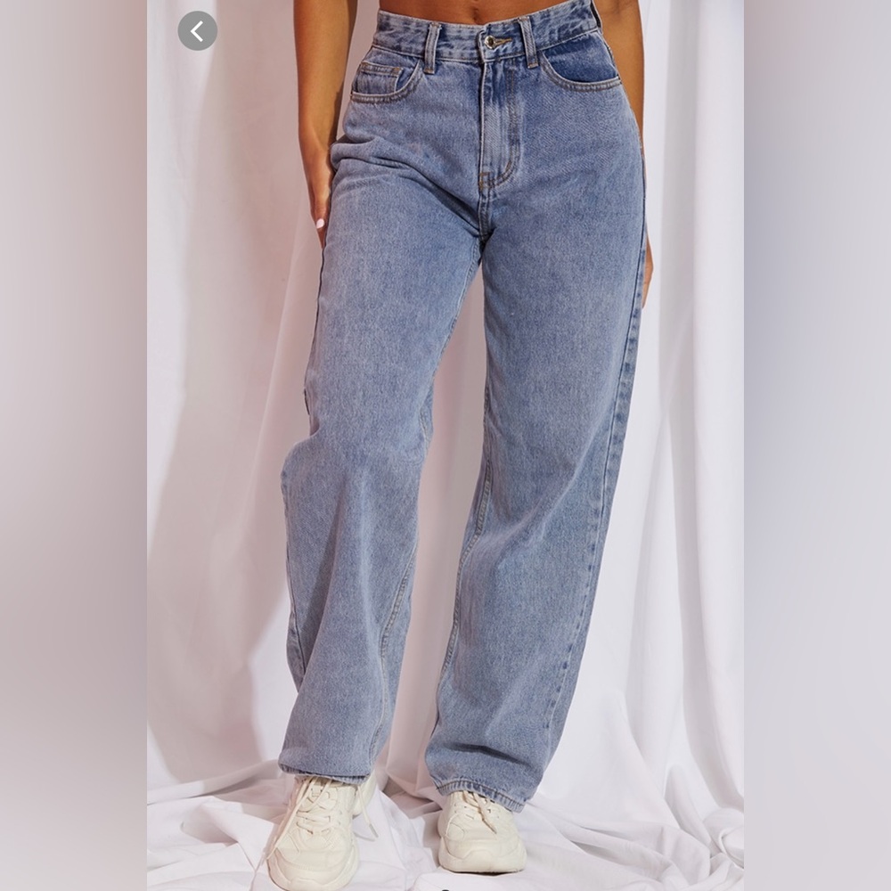 Prettylittlething Vintage Wash Extreme Bum Split Baggy Boyfriend Jean